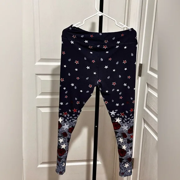 Lularoe tall and curvy leggings - Picture 4 of 4